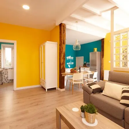 Tala Flat アパート *